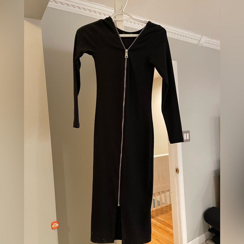 Body fitting dress